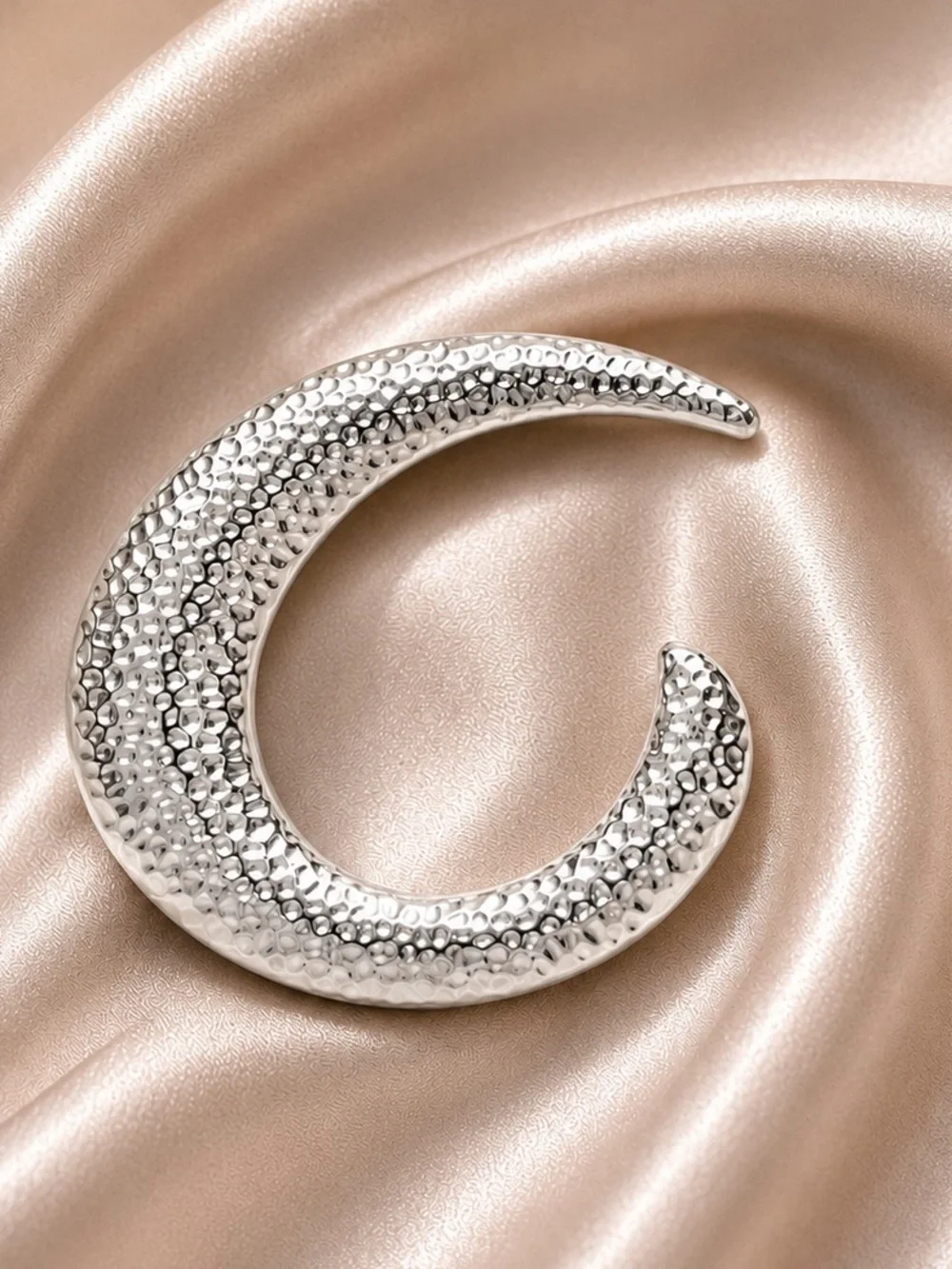 Vintage Silver Crescent Moon Brooch